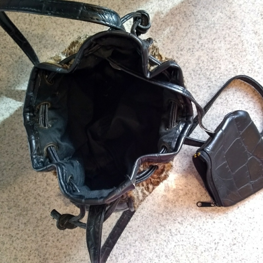 Purse - Picture 6 of 7